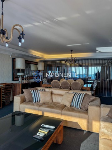 A Venda Penthouse T4, mobiliada, no condomínio Terraços do Atlântico, Talatona.