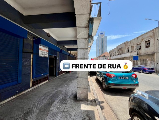 A Venda VENDA DE ESPAÇO COMERCIAL BAIXA DE LUANDA
