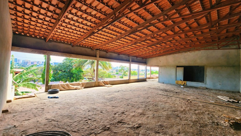 A Venda Vivenda V2 Bairro Honga, Patriota