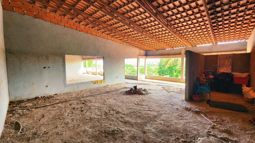 A Venda Vivenda V2 Bairro Honga, Patriota