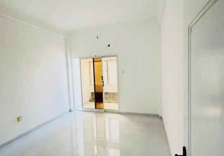 Anúncio Apartamento T1, na Avenida Principal do São Paulo.