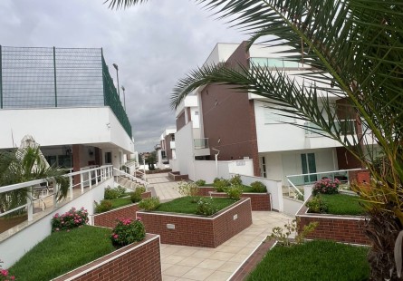 Comprar Vivenda V3 tríplex, no condomínio Boulevard Talatona.