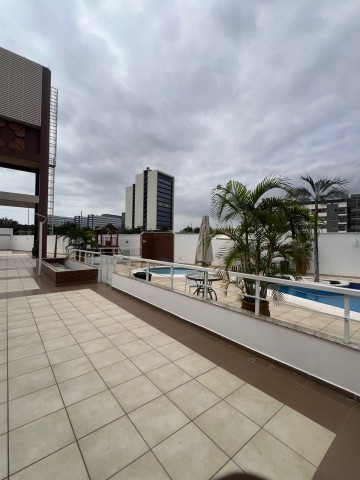A Venda Vivenda V3 tríplex, no condomínio Boulevard Talatona.
