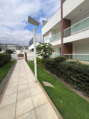 A Venda Vivenda V3 tríplex, no condomínio Boulevard Talatona.