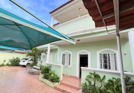 Comprar Vivenda V5, no Bairro Militar de Talatona, Talatona.