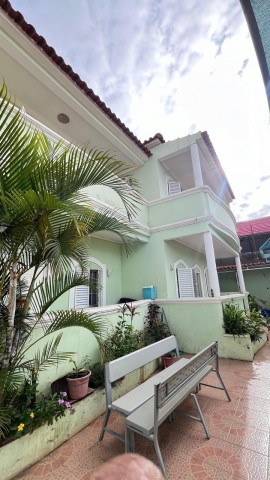 A Venda Vivenda V5, no Bairro Militar de Talatona, Talatona.