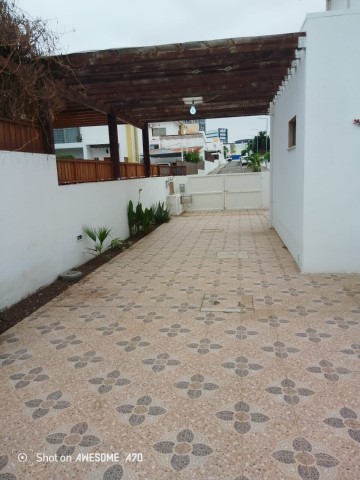 A Venda Vivenda V3, com piscina e anexo, no Condomínio Vilas do Atlântico, Talatona.
