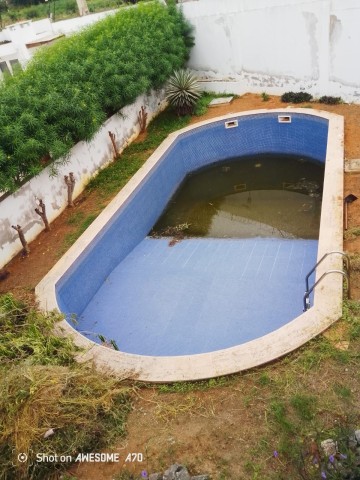 A Venda Vivenda V3, com piscina e anexo, no Condomínio Vilas do Atlântico, Talatona.