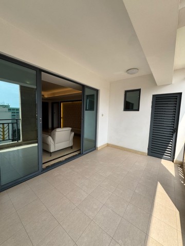 A Venda Apartamentos de alto padrão, no prestigiado Edifício Palácio Real, Ingombotas.