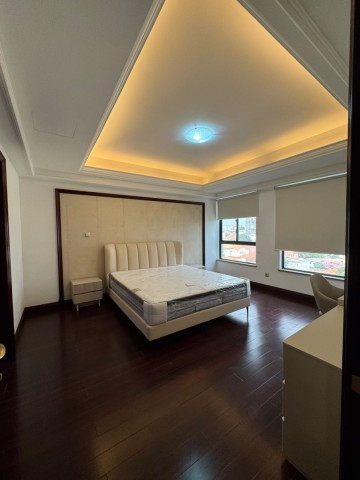 A Venda Apartamentos de alto padrão, no prestigiado Edifício Palácio Real, Ingombotas.