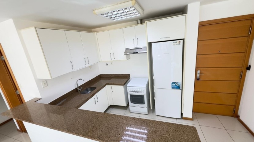 A Venda Apartamento T1, no Condomínio Belas Business Park, Talatona.