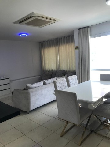 A Venda Apartamento T2 duplex, mobiliado, no Condomínio Belas Business Park, Talatona.