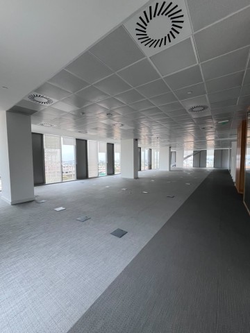Comprar 2 Escritórios 400m² e 200m², no Edifício One Metropolis, Talatona.