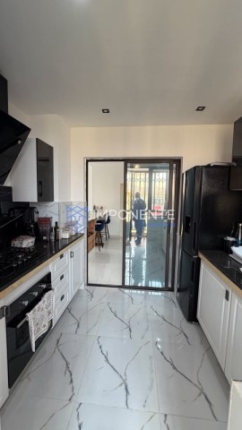 Comprar Apartamento T3, mobiliado, no Condomínio Jardim de Rosas, Camama.
