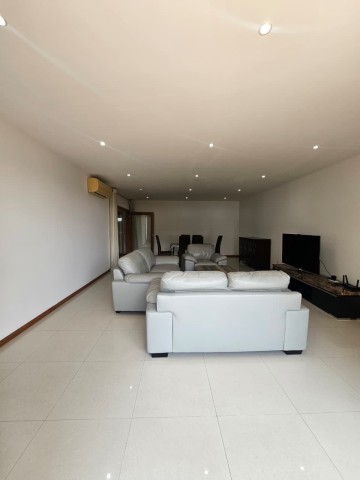 Comprar Apartamento T3, no Condomínio Terraços do Atlântico, Talatona.