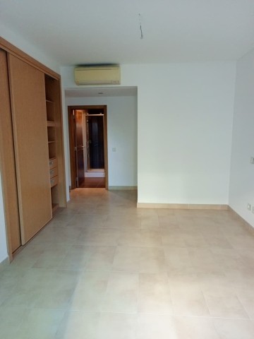 Comprar Apartamento T3, no Condomínio Dolce Vita, Talatona.