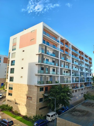 Comprar Apartamento T3, no Condomínio Dolce Vita, Talatona.