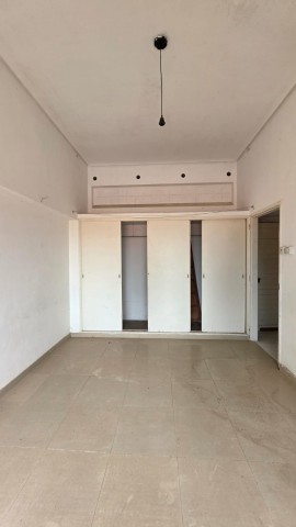 Comprar Suíte/T0, na Mutamba, junto ao prédio do Matché, ao lado do Ministério das Finanças.