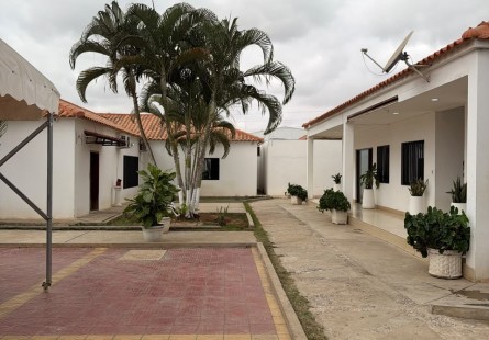 Excelente Vivenda V3, térrea com anexo, no Lar do Patriota, 2 fase.