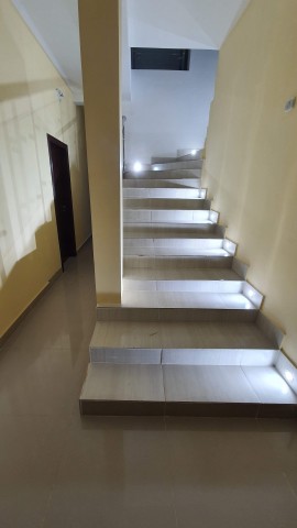 Comprar ARRENDA-SE: Vivenda Duplex Mobilada no Zango 0