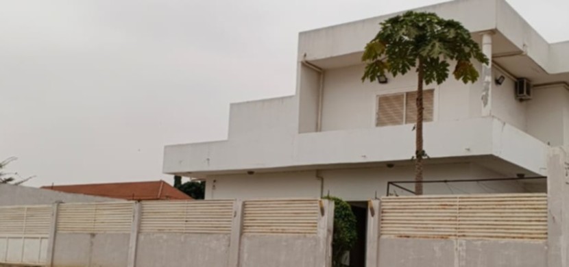 Comprar ARRENDA-SE: Vivenda Duplex Mobilada no Zango 0
