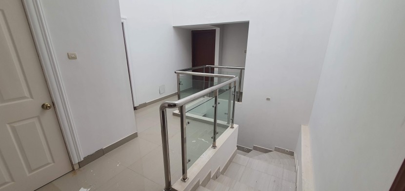 Comprar ARRENDA-SE: Vivenda Duplex Mobilada no Zango 0