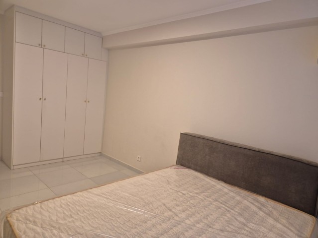 Comprar Arrendar : Apartamento T3 No Condomínio Safira -Talatona