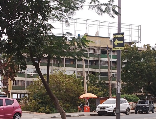 Comprar Apartamento T2 a venda na Maianga _ Contacto: 923 590 922